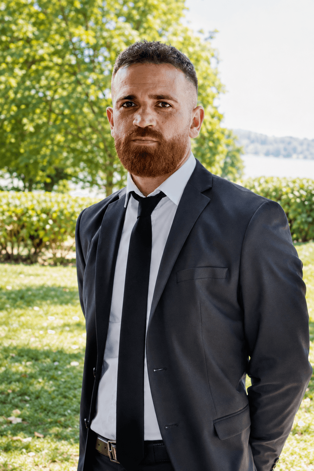 Sinan Özden, Geschäftsführer